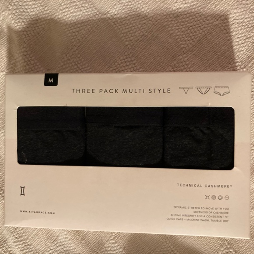 Kit and Ace 3 pack panties - Black Medium NIB